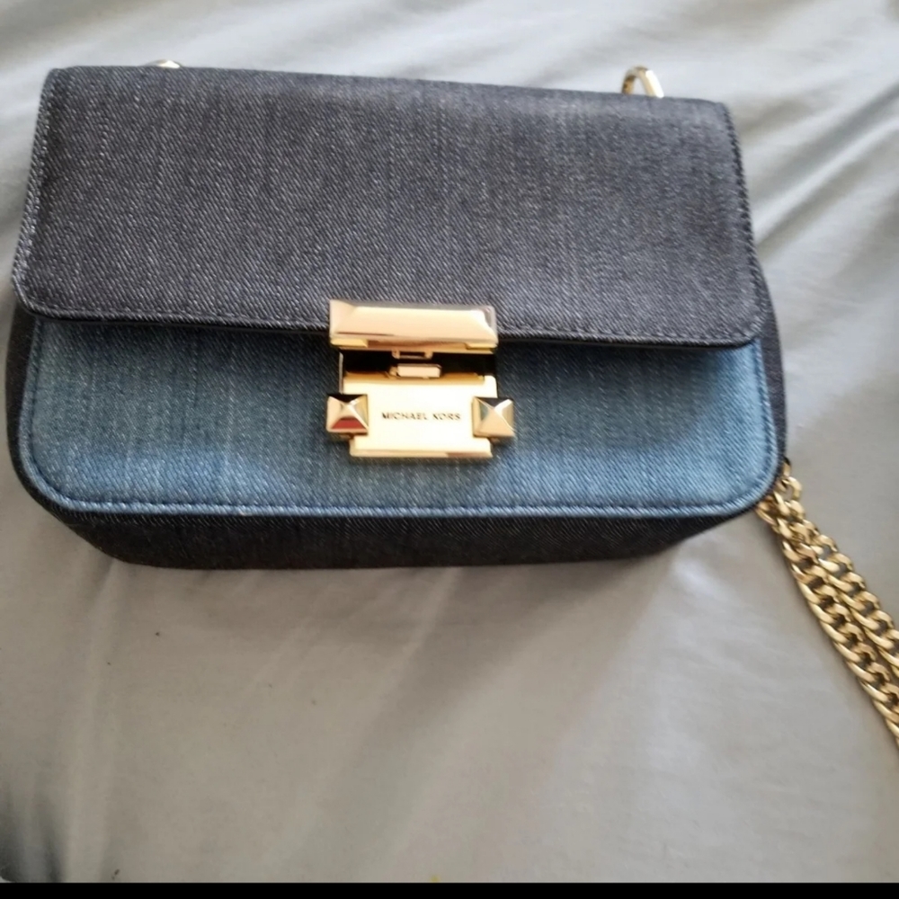 Michael Kors purse